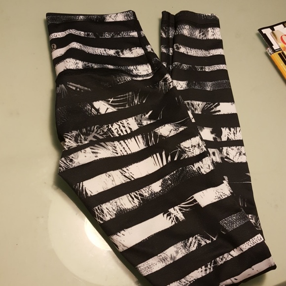 lululemon athletica Pants - Lululemon.  Flash $59. Ea Nwot